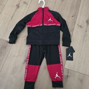 Nwt Jordan Air Jordan 2 Piece Set